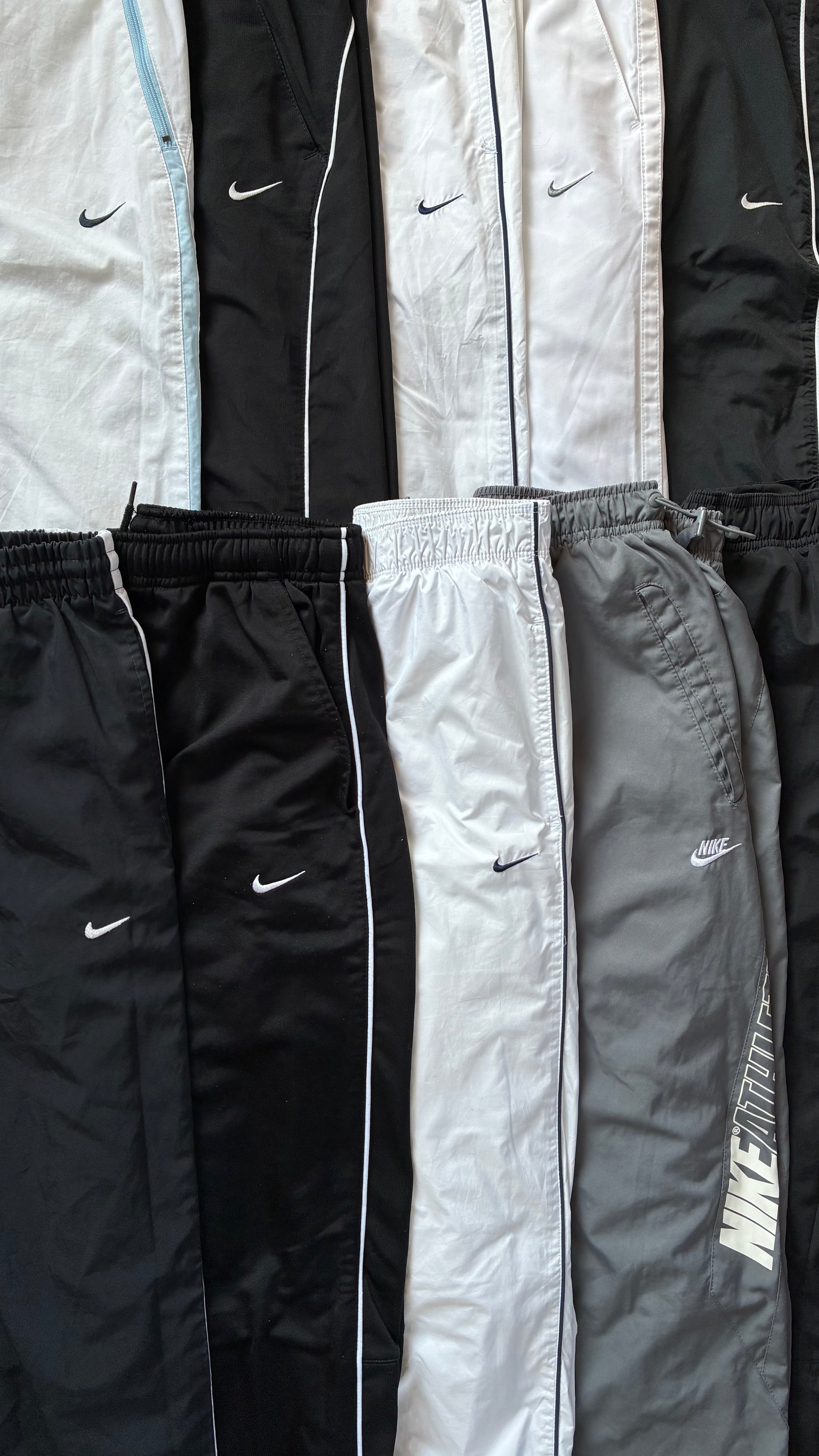 Trackpants