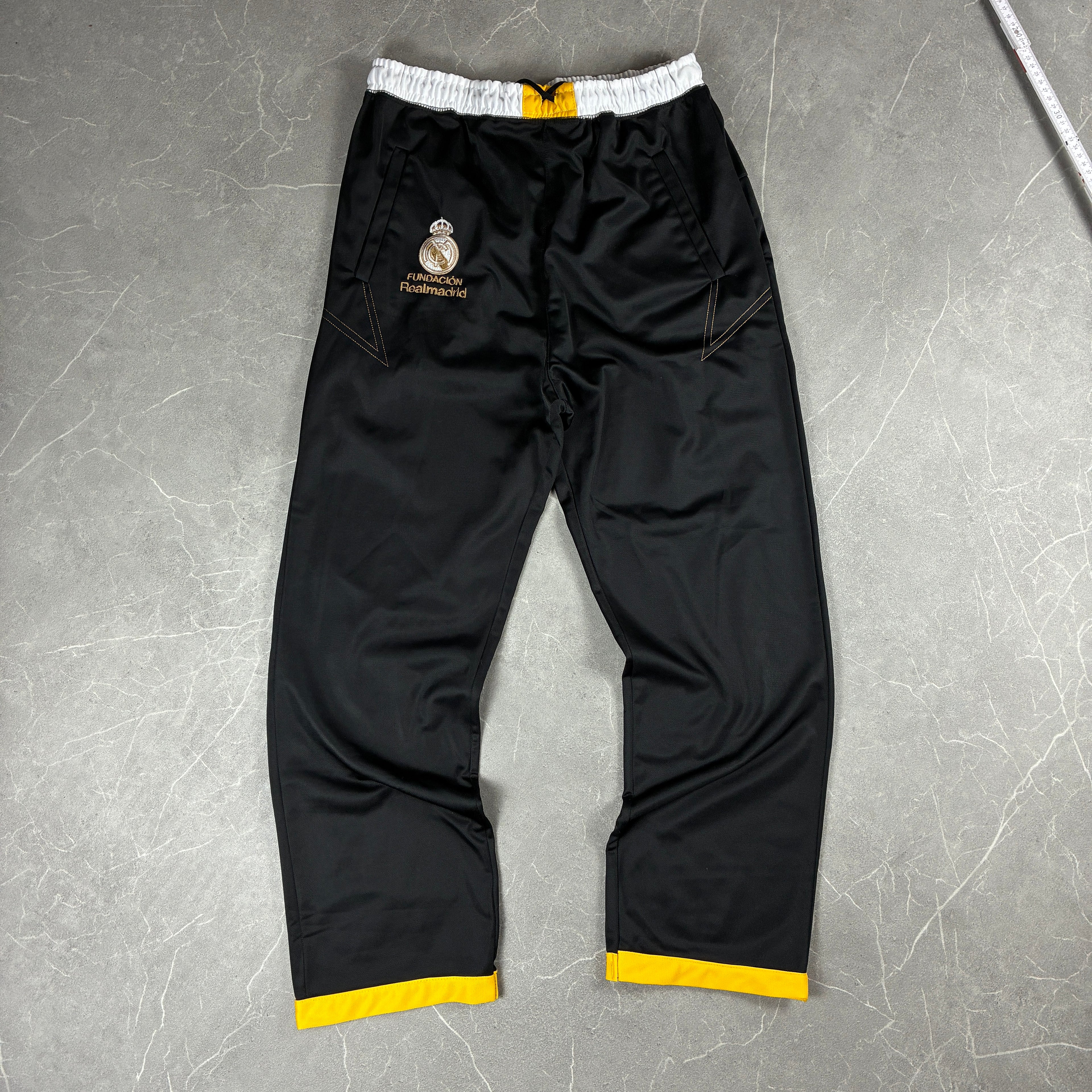 Real Madrid Trainingsanzug (XS)
