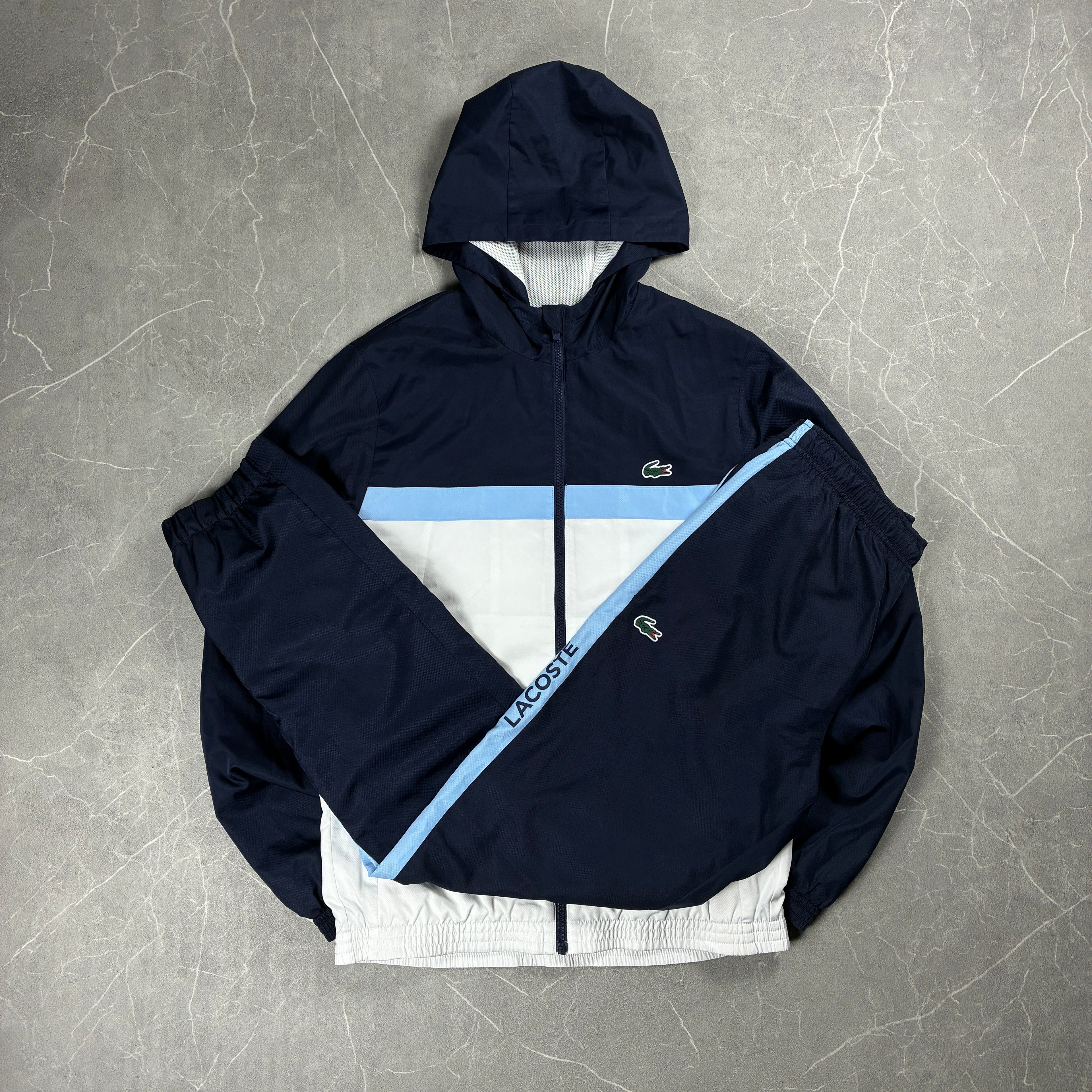 Lacoste Trainingsanzug (S)