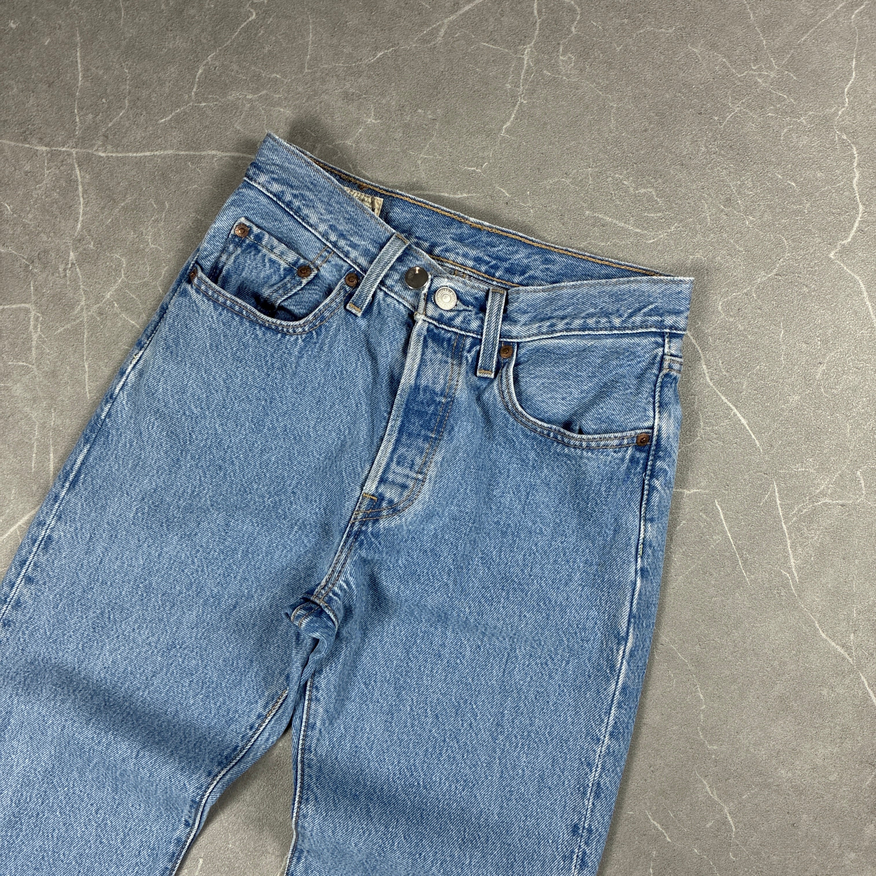 Levi’s Jeans (W25)
