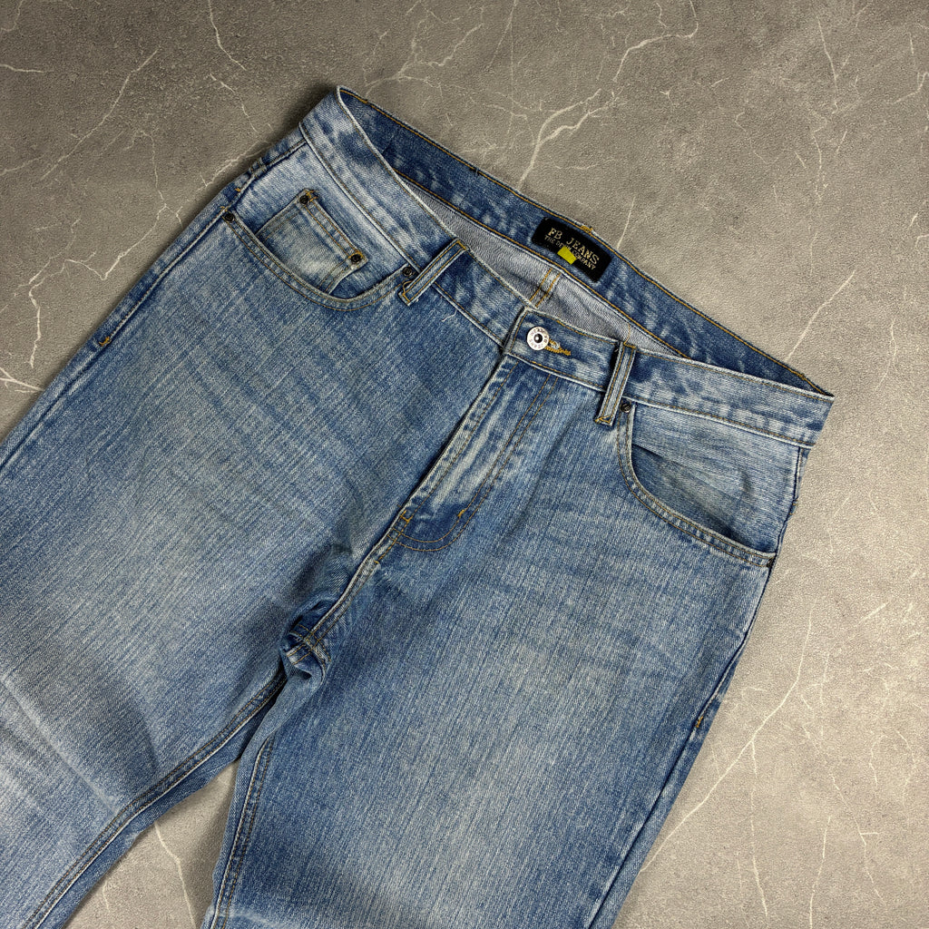 Washed Jeans (W33)