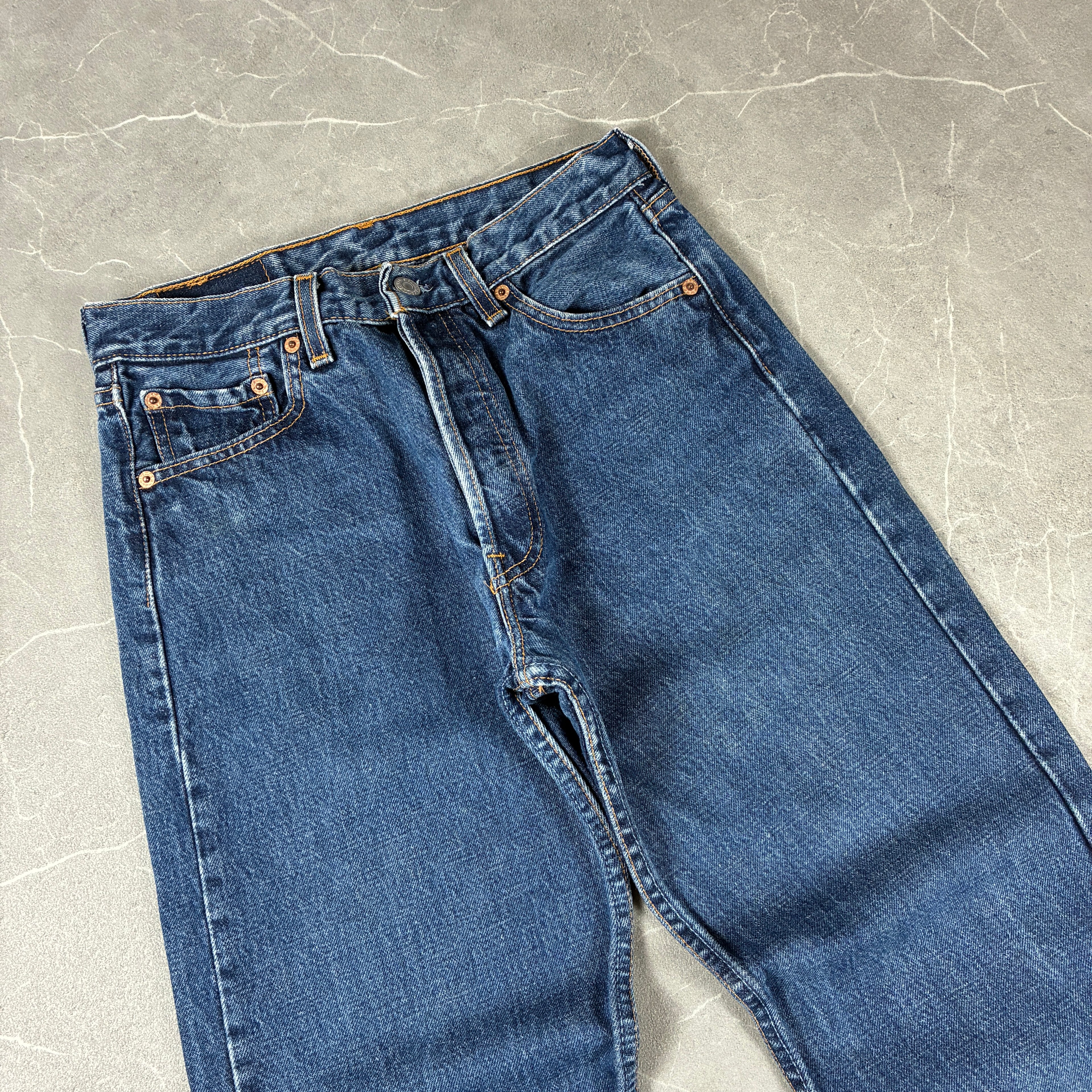 Levi’s Jeans (W27)