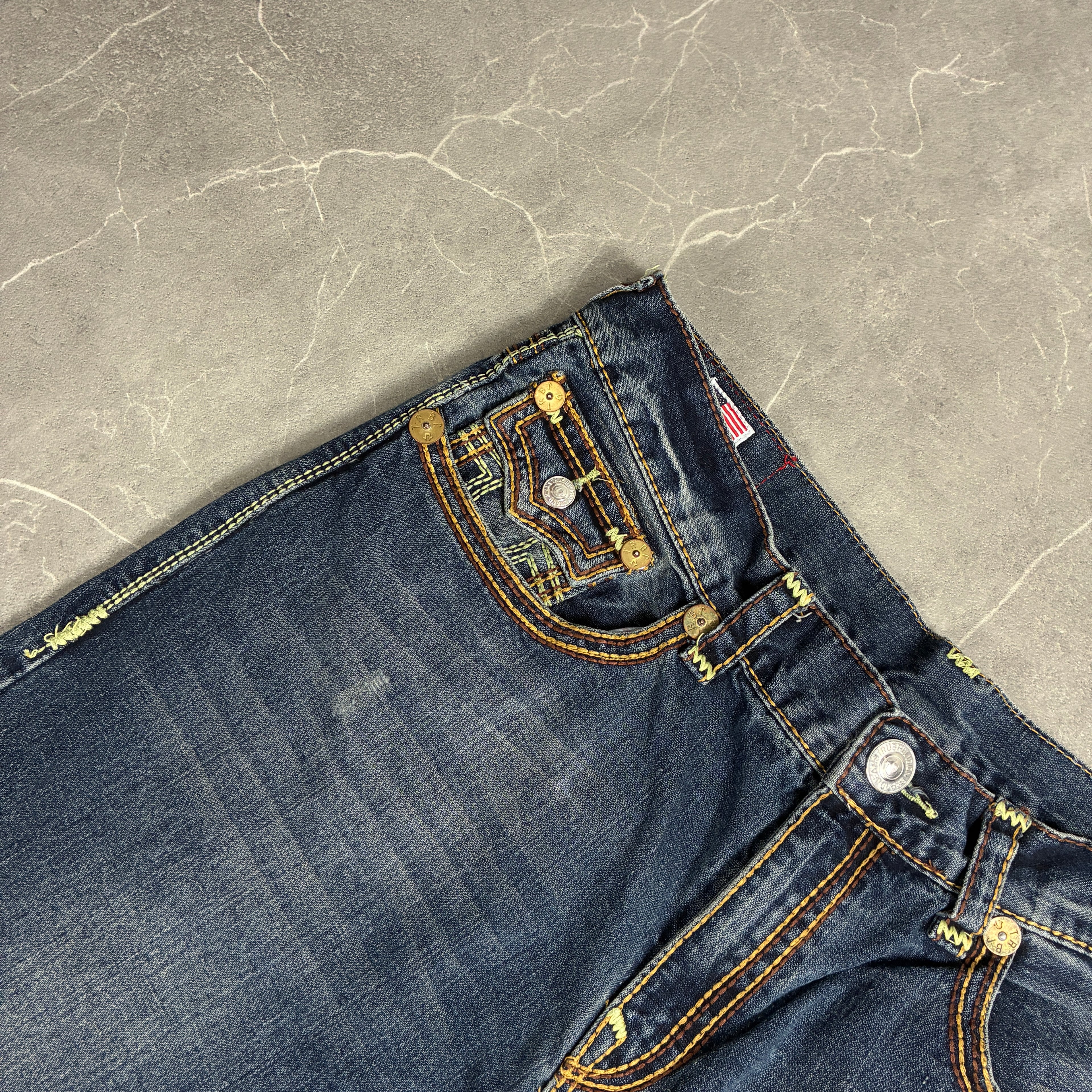 True Religion Jeans (W37)