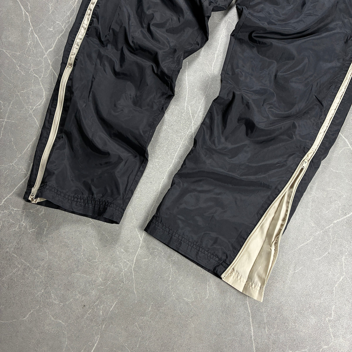 Nike Trackpants (L)
