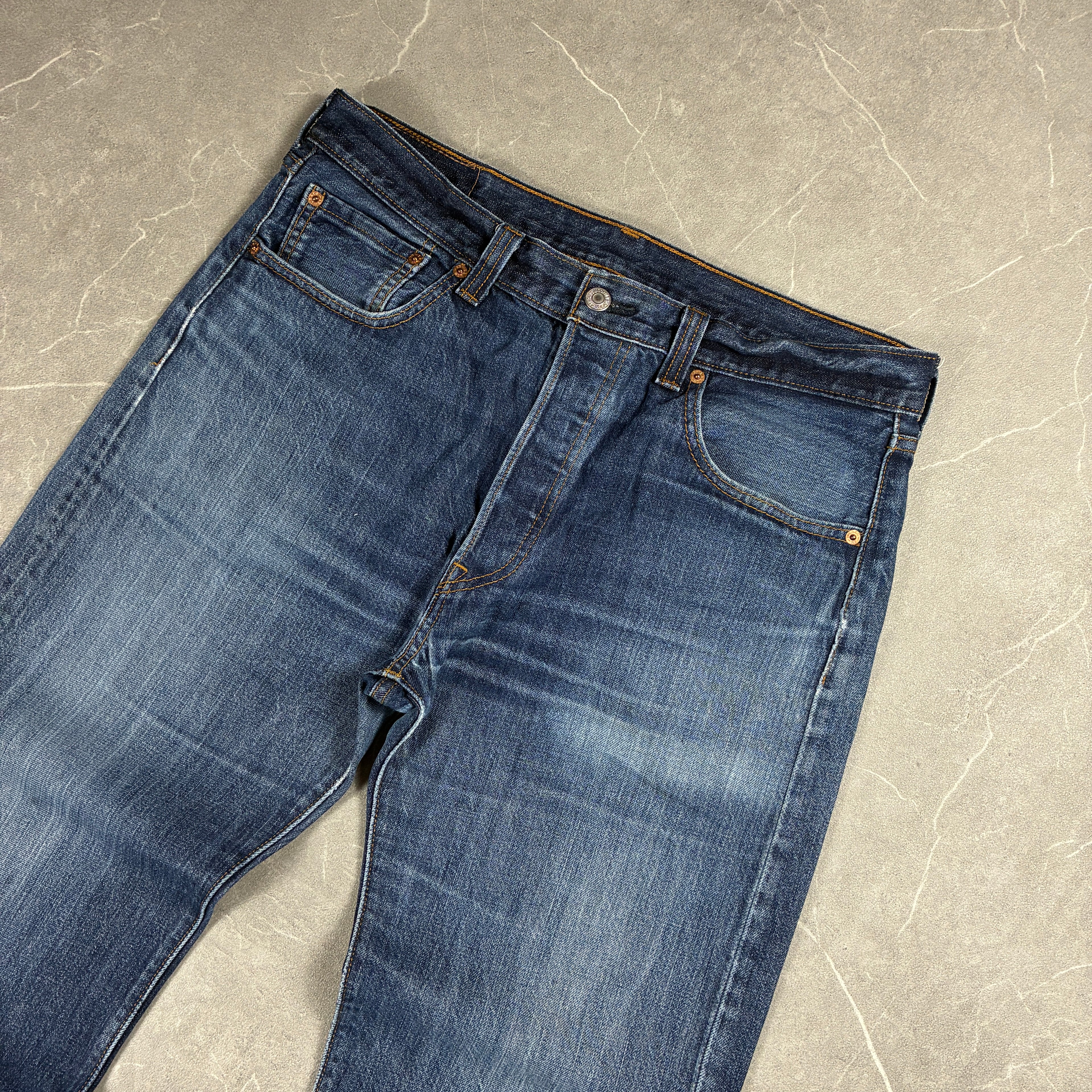 Levi’s Jeans (W33)