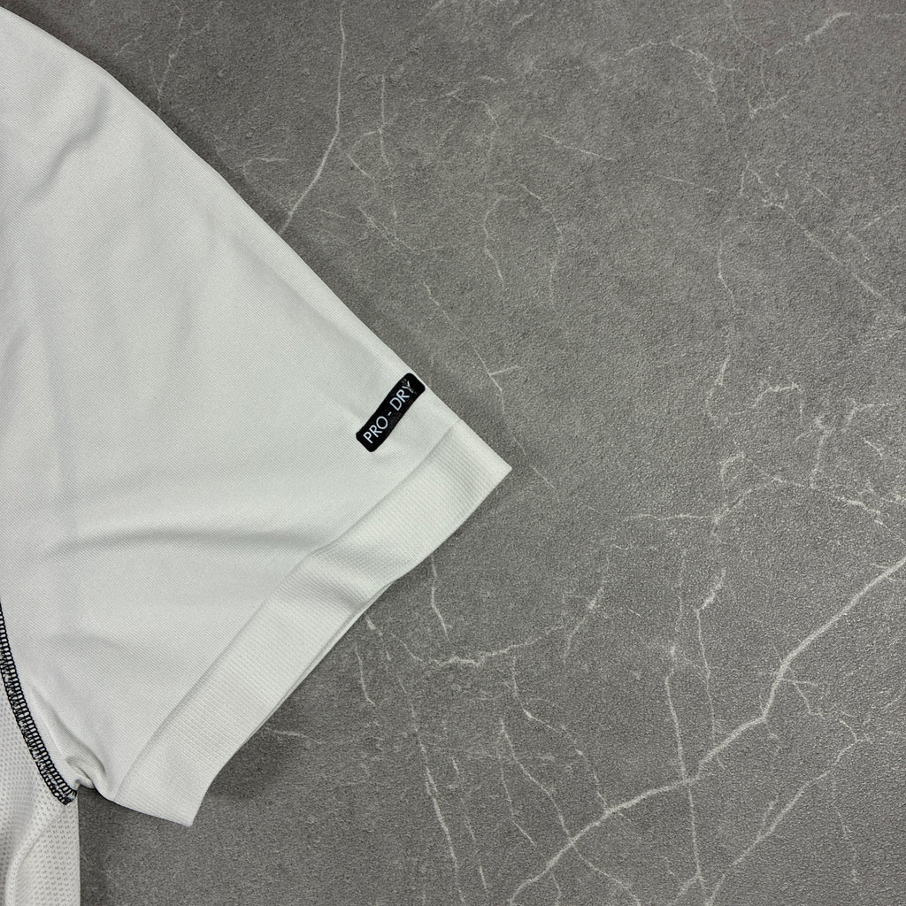 EA7 Shirt (S-M)