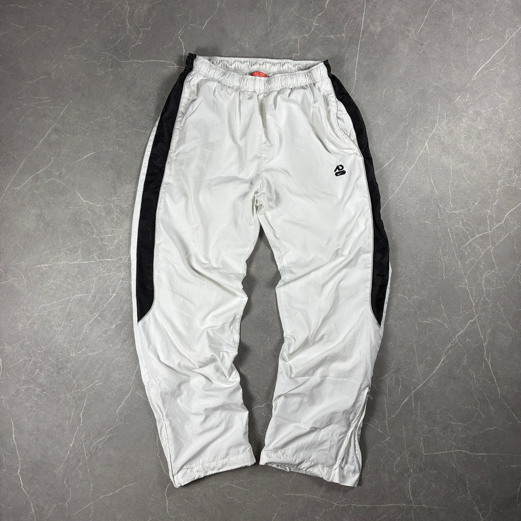 Nike Trackpants (S-M)