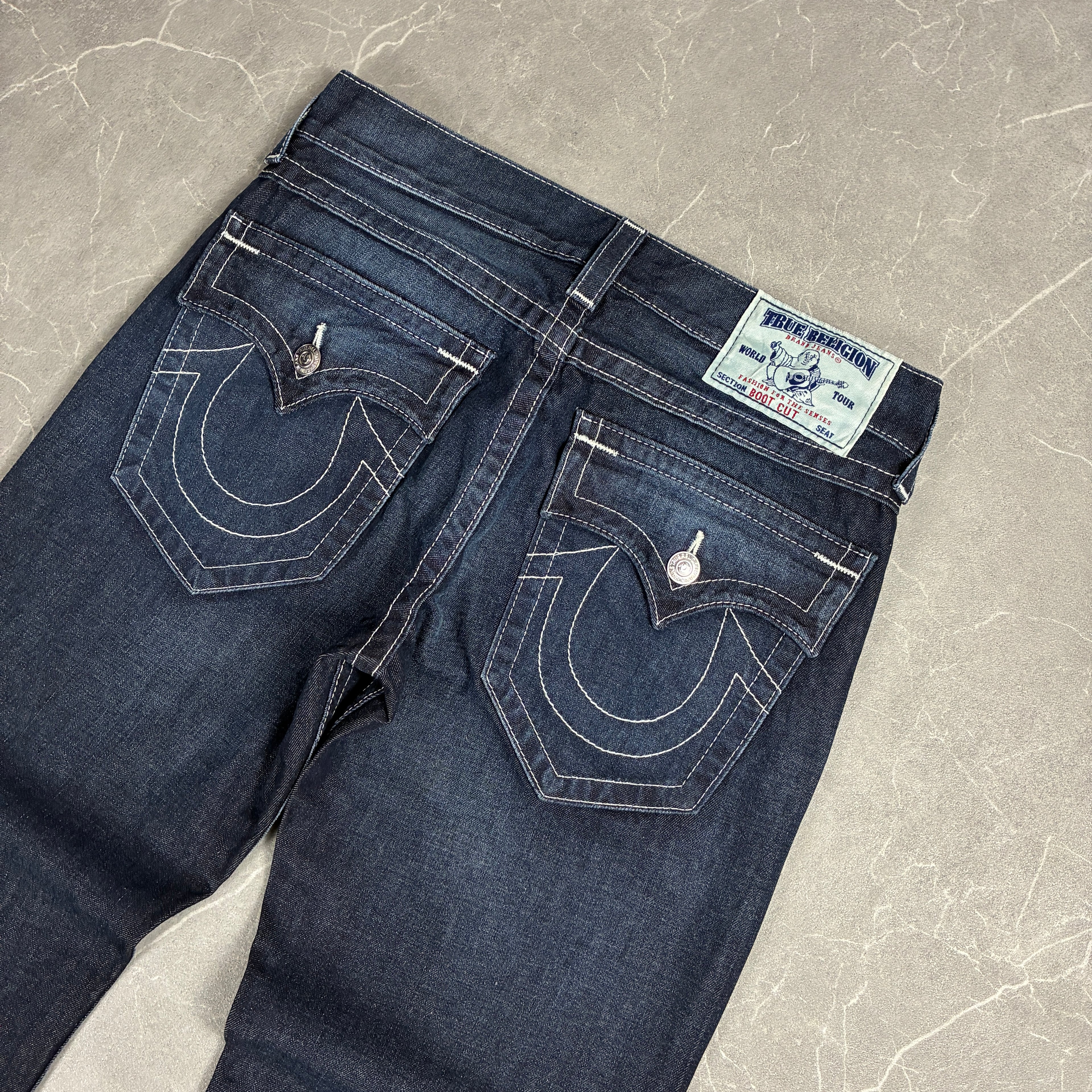 True Religion Jeans (W33)