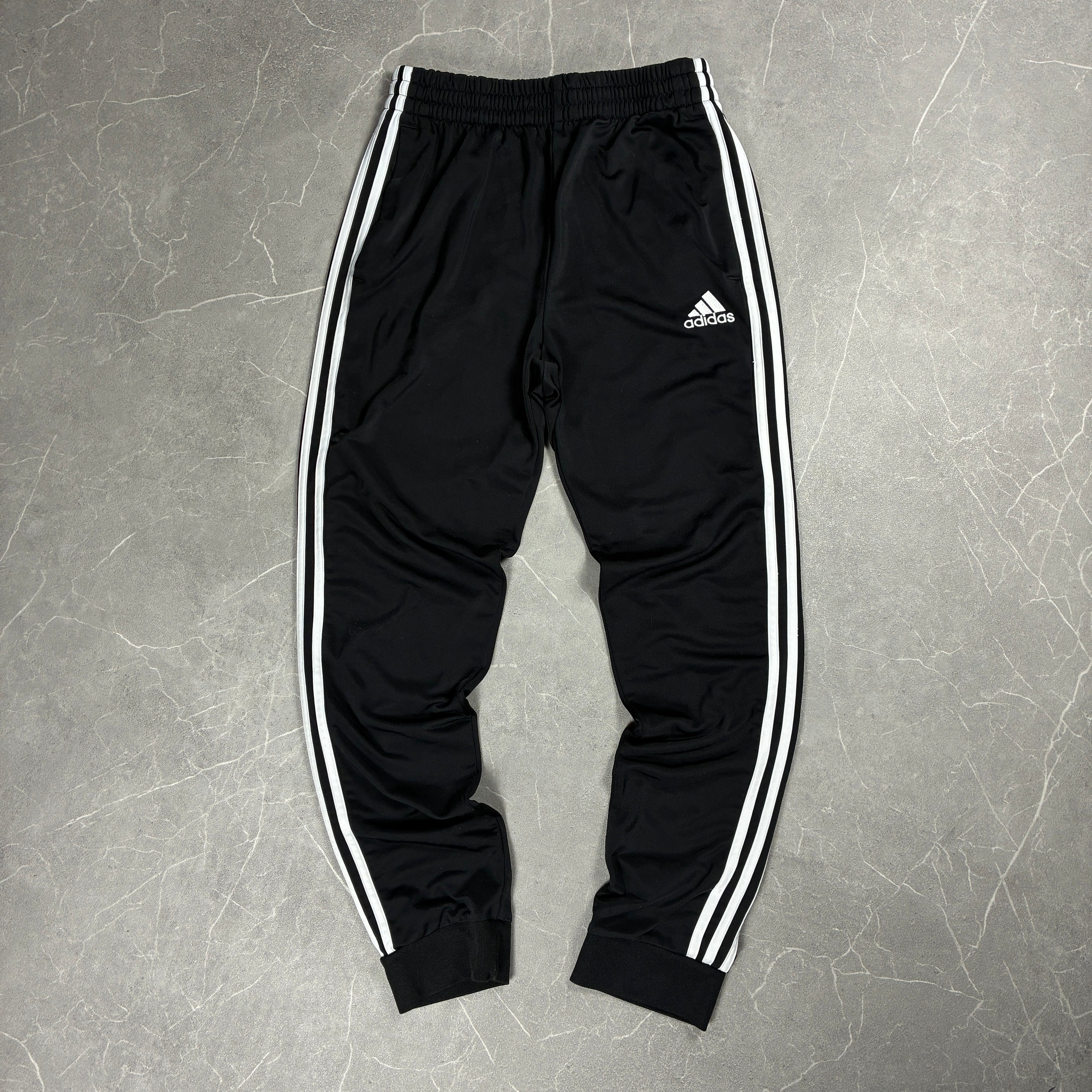 Adidas Tracksuit (M)
