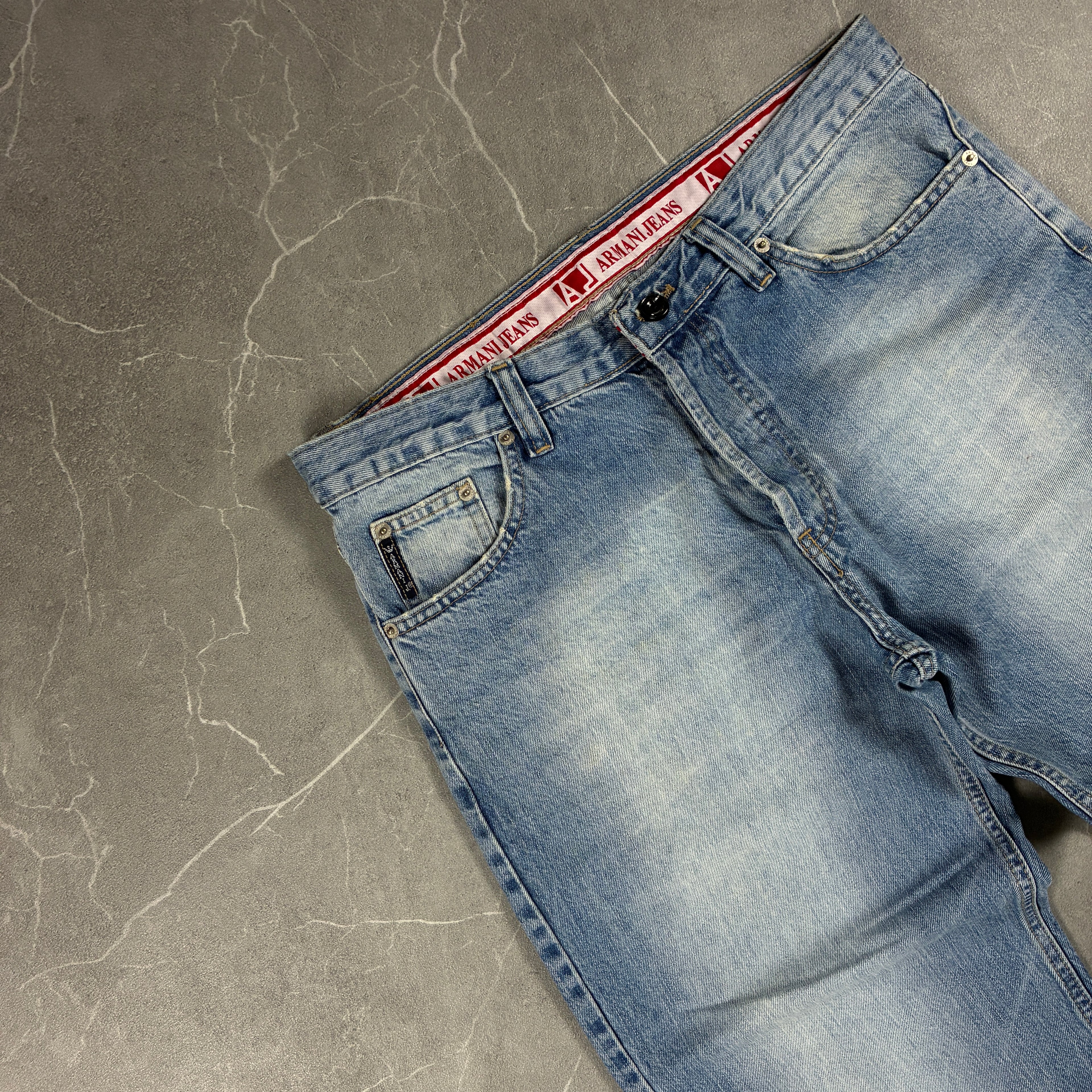 Armani Jeans (W33)