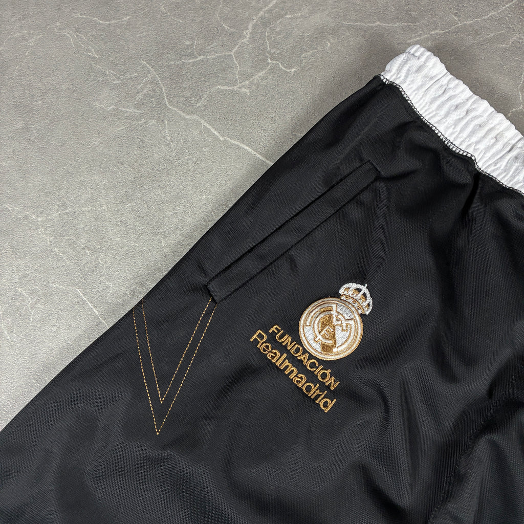 Real Madrid Trainingsanzug (XS)