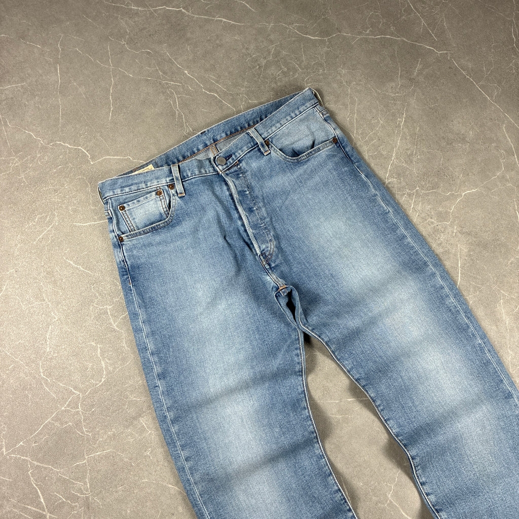 Levi’s Jeans (W33)