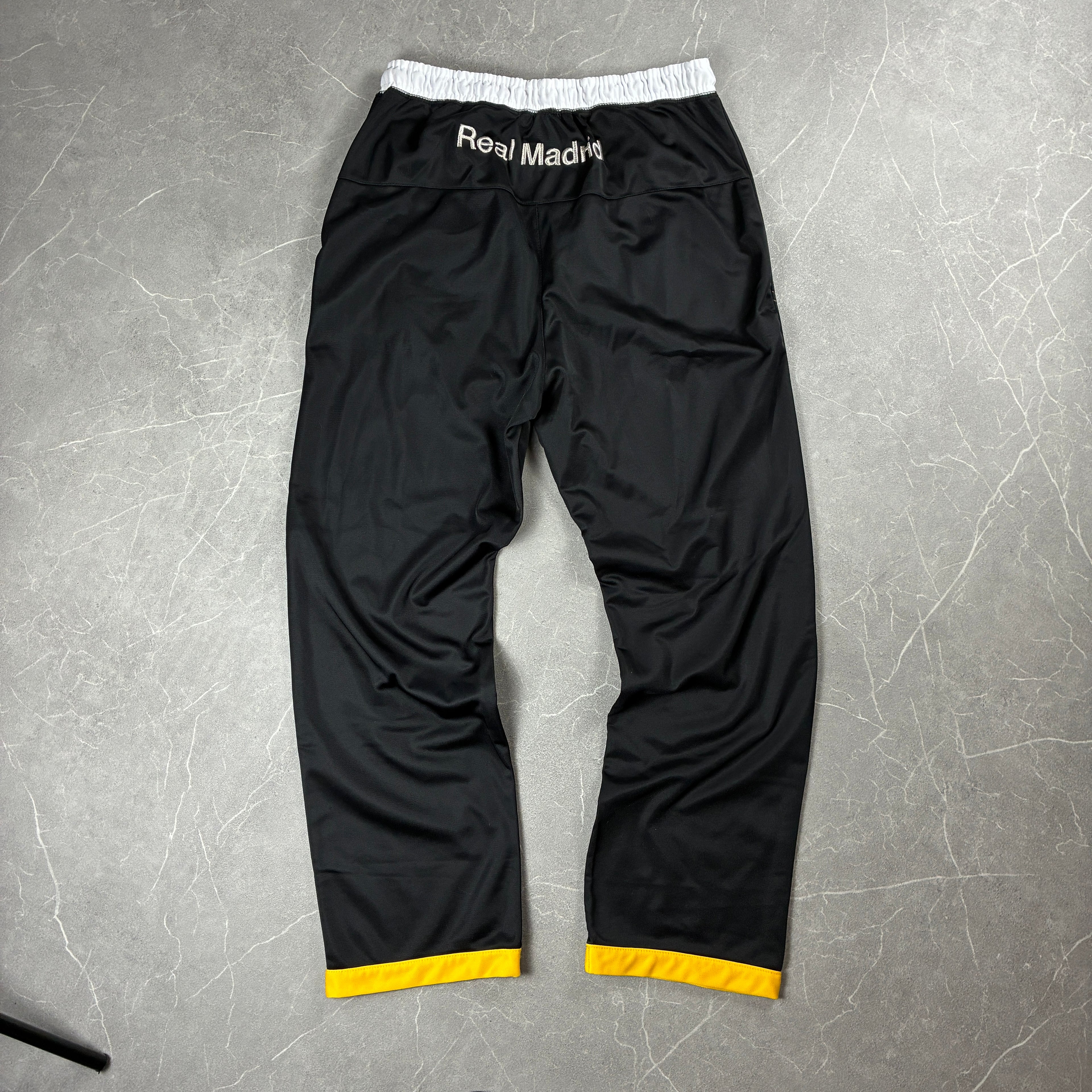 Real Madrid Trainingsanzug (XS)