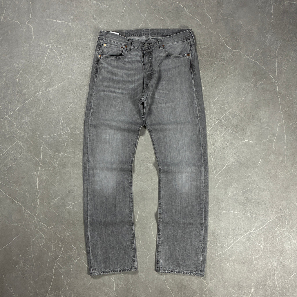 Levis Jeans (W33)