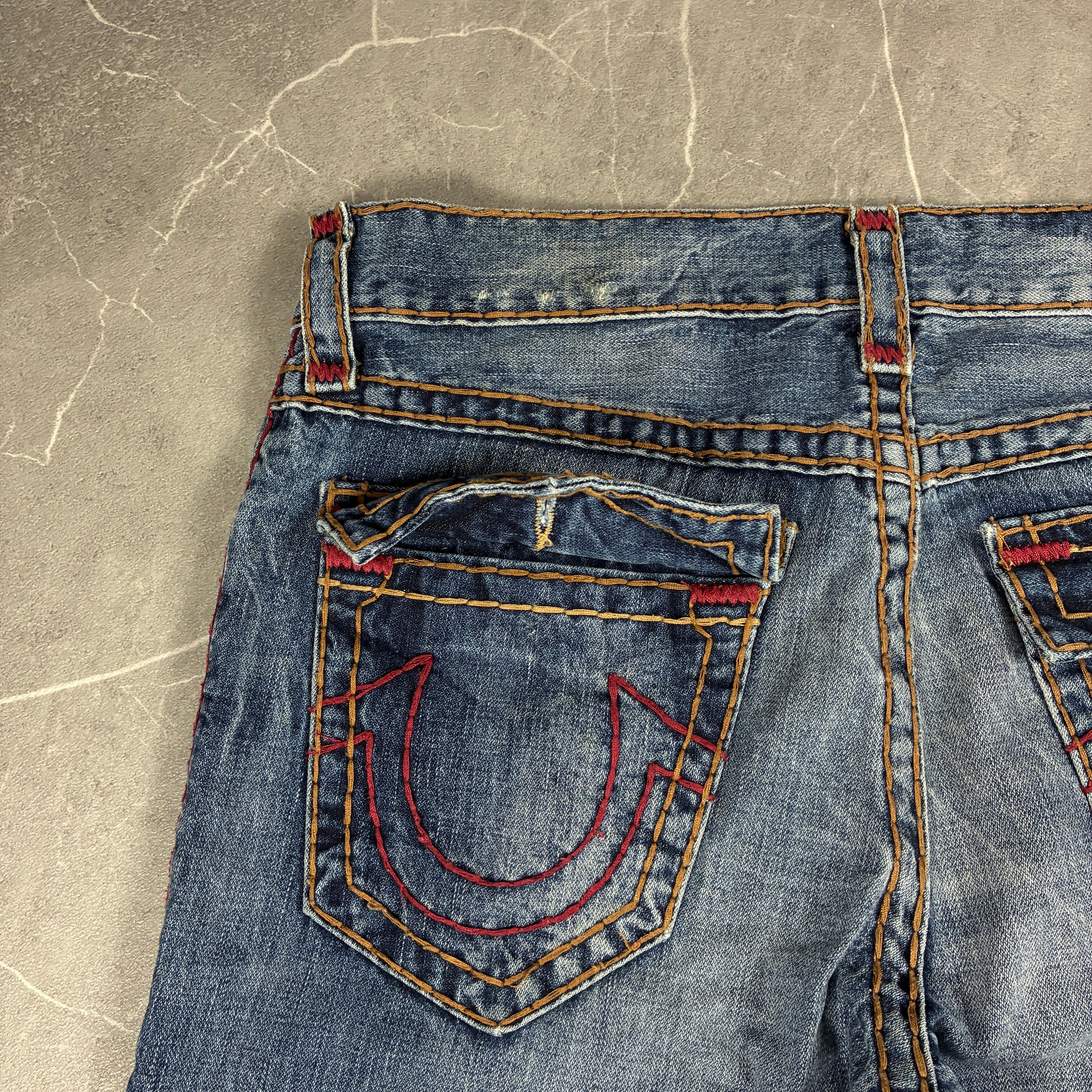 True Religion Jeans (W33)