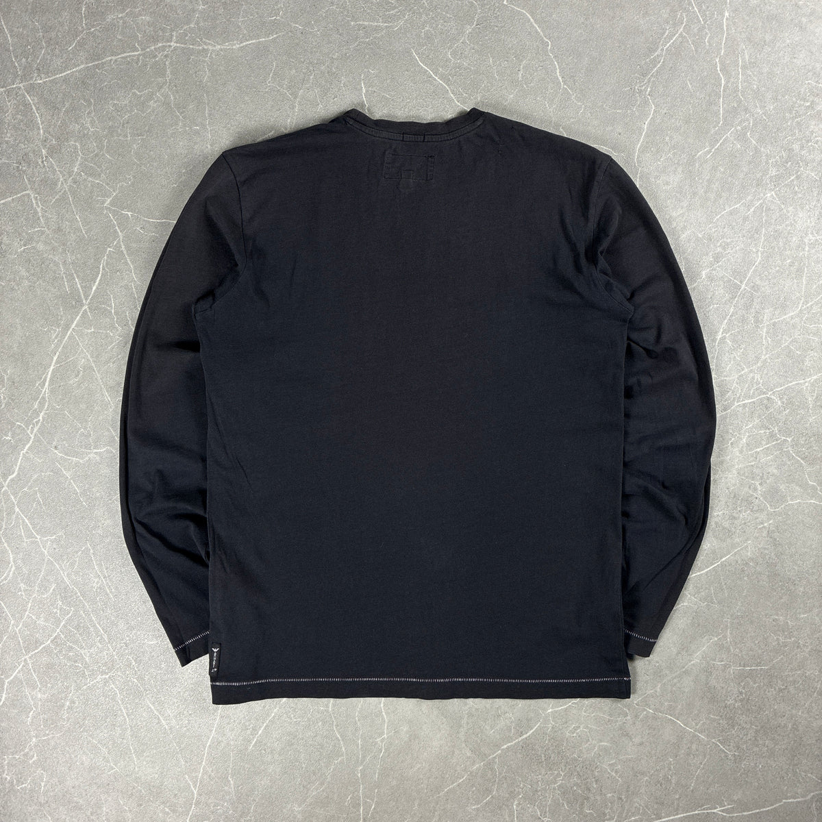 Armani Longsleve (XS-S)