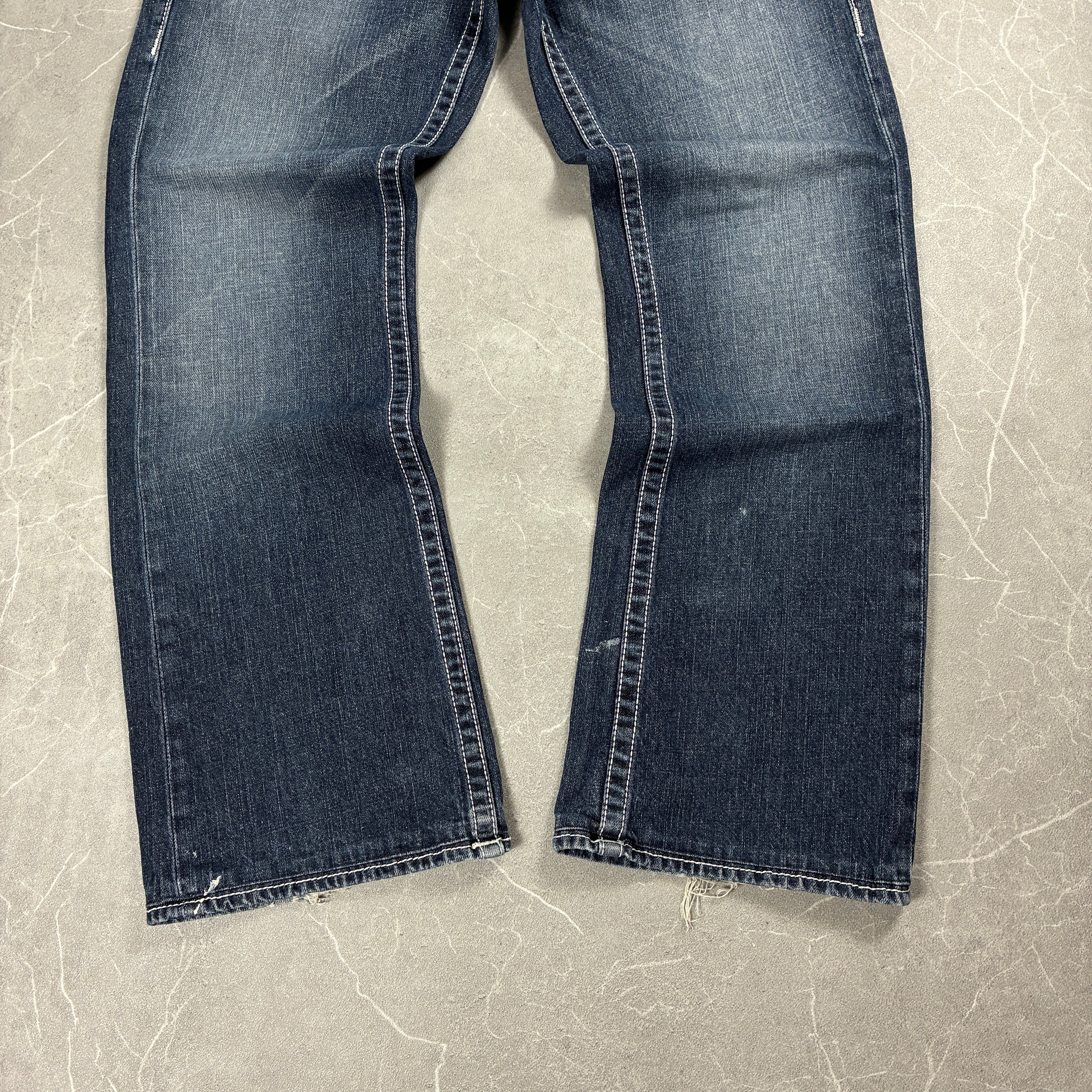 True Religion Jeans (W33)