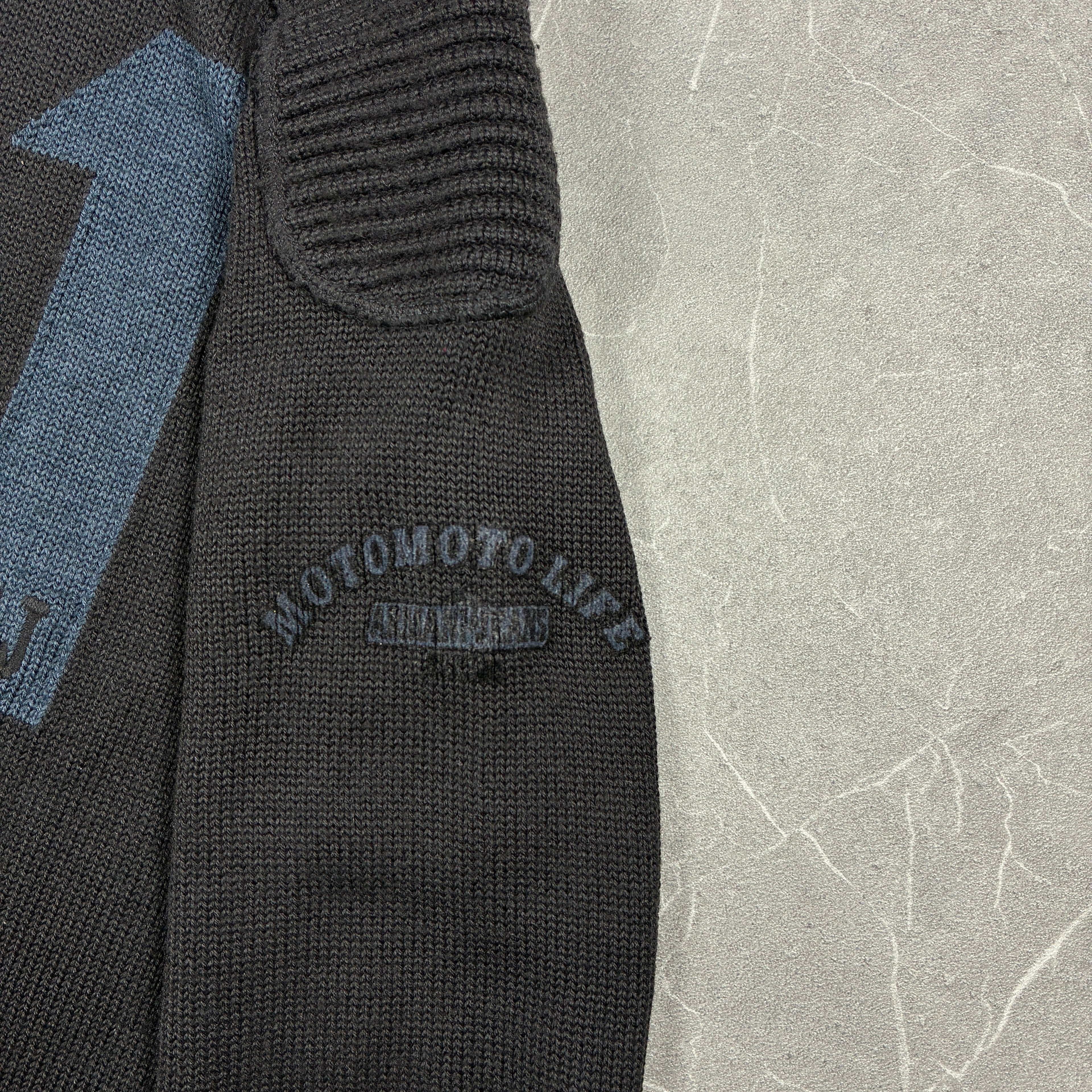 Armani Stickjacke (S)