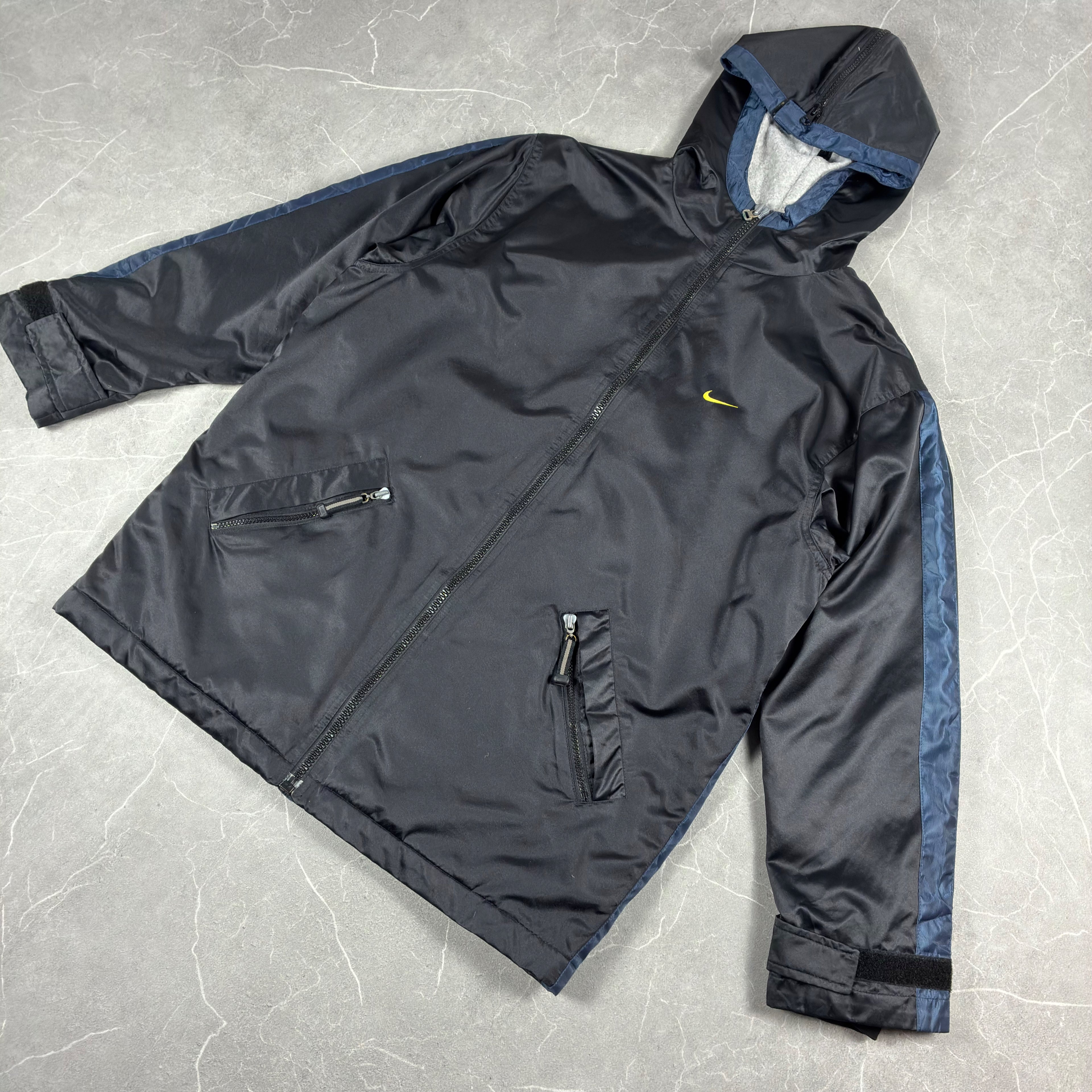 Nike Winterjacke (M)