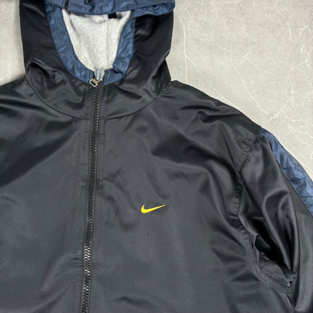 Nike Winterjacke (M)